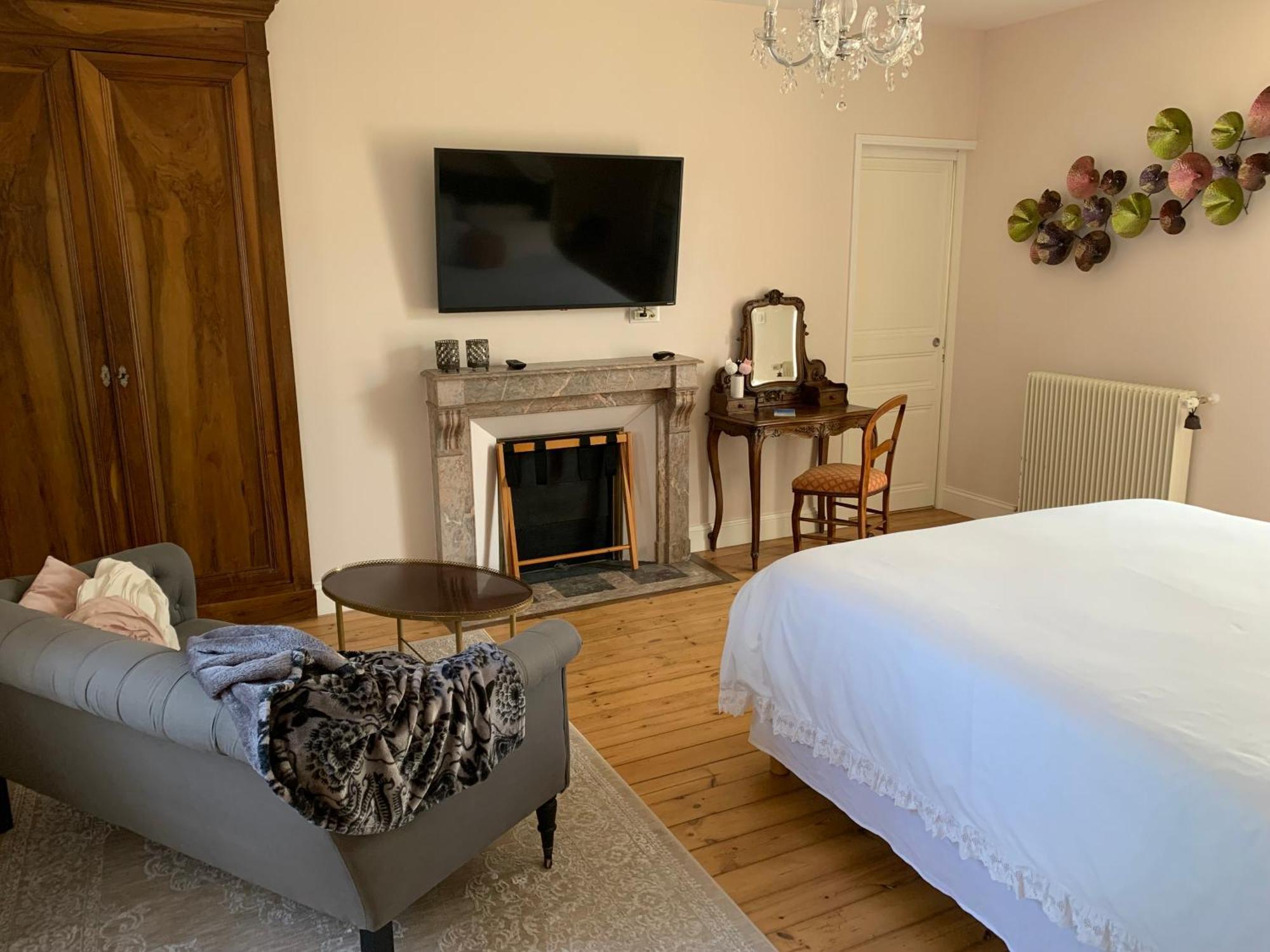 Bed and breakfast The Cool Lounge A Coulonges - Charente Extérieur photo