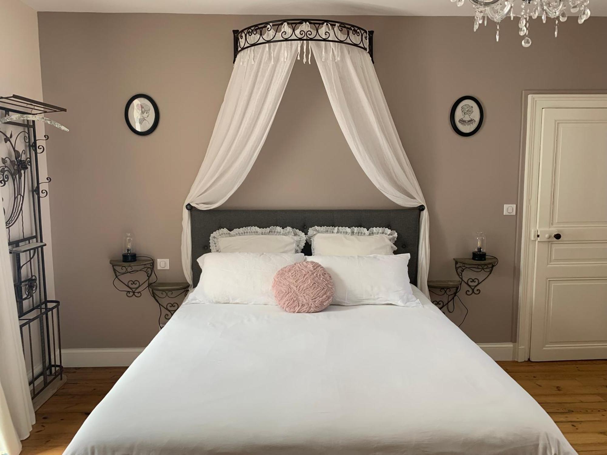 Bed and breakfast The Cool Lounge A Coulonges - Charente Extérieur photo